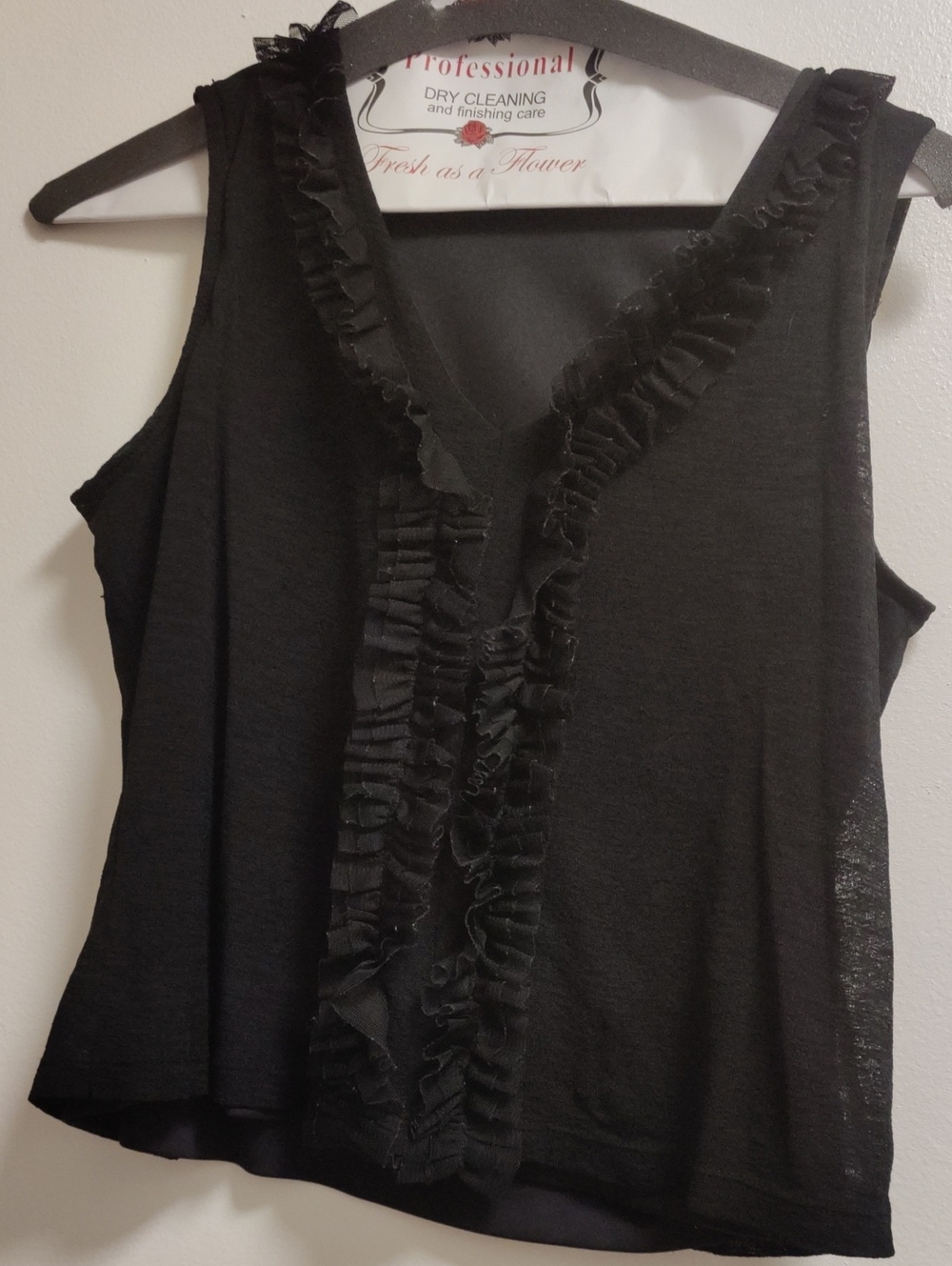 JohnPaulRichard Black Ruffle V-Neck Sleeveless Blouse
